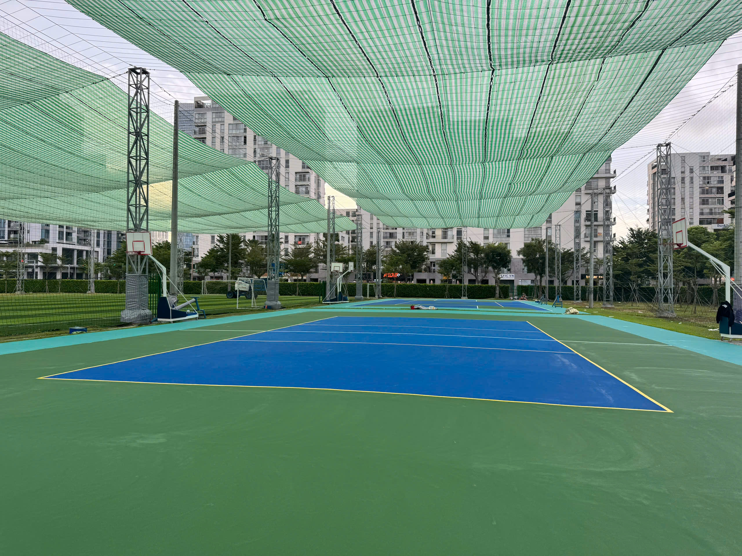 3 sân tenis Bộ tư lênh Hồ chí minh-