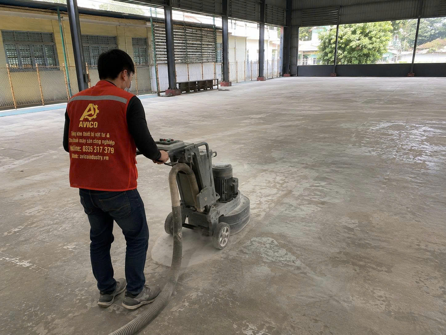 Thi Công 6 Sân Cầu Lông tại Quận 2 tp HCM 2 1786779515852 2126880319291072698 5561662981191916048 2d7c366470519bbbe2a3432b952ba151