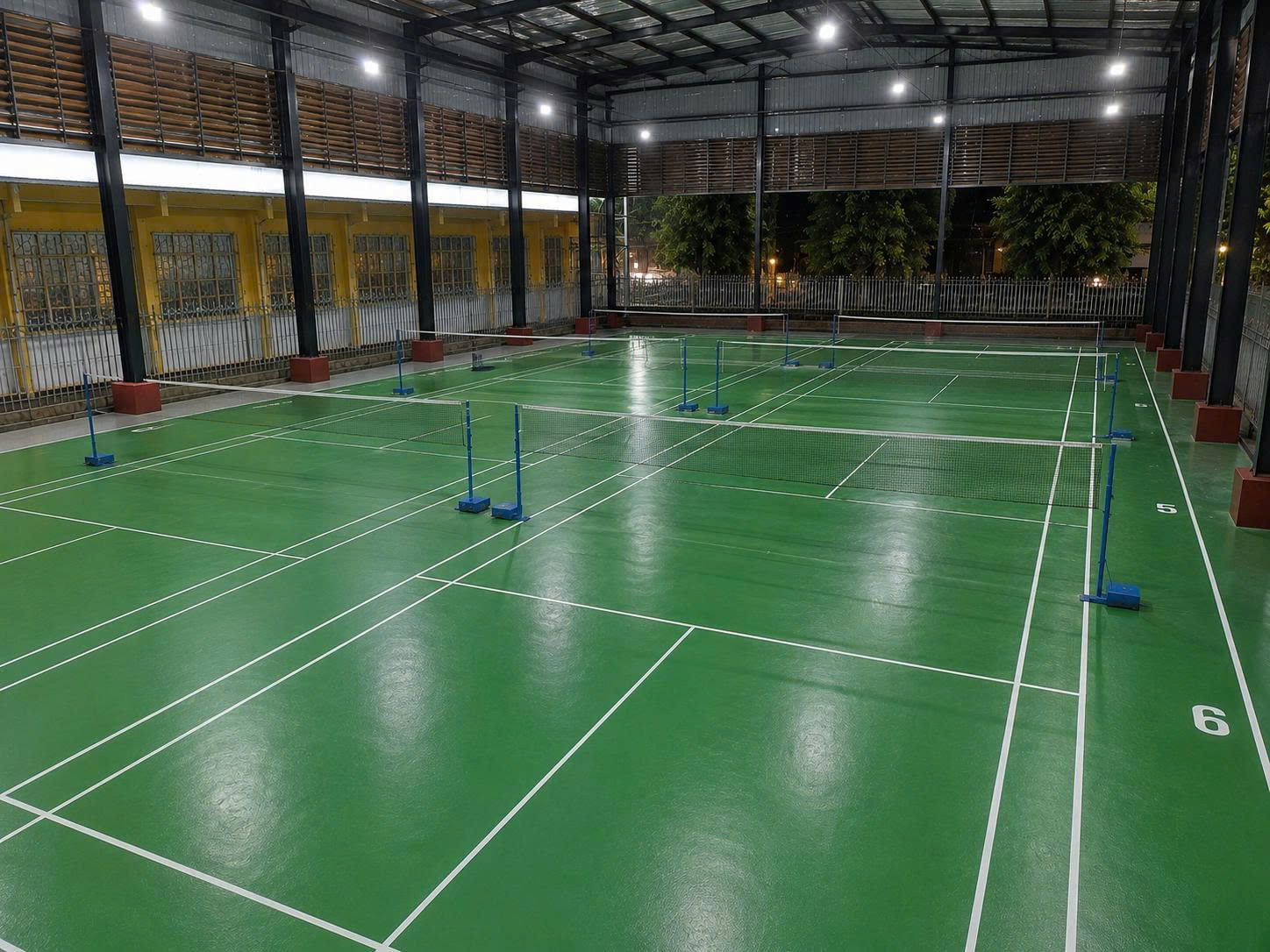 Thi Công 6 Sân Cầu Lông tại Quận 2 tp HCM 12 1786782093967 2126880319291072698 5561662981191916048 6357576e830f628df1a6c428458f756e